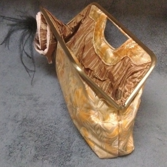 Braciano Gold clutch Handbag EUC Vintage - Picture 7 of 8